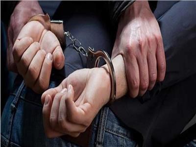 ضبط مدير شركة استولى على أموال المواطنين بزعم توفير تأشيرات لأداء فريضة الحج