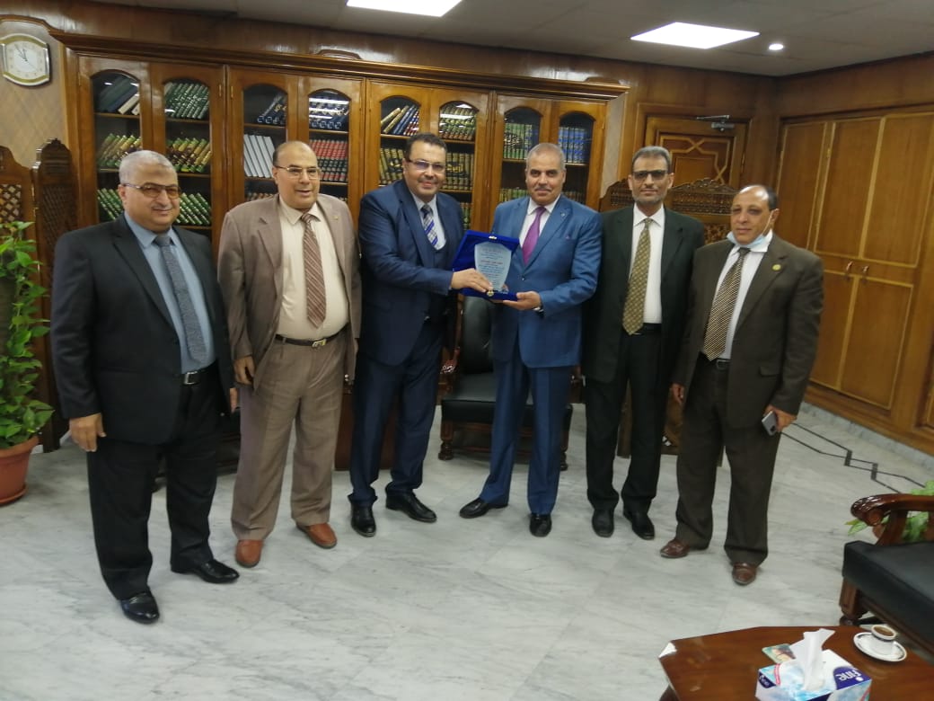 الدكتور وليد ندا مديرا تنفيذيا للمستشفيات الجامعية بجامعة الزقازيق