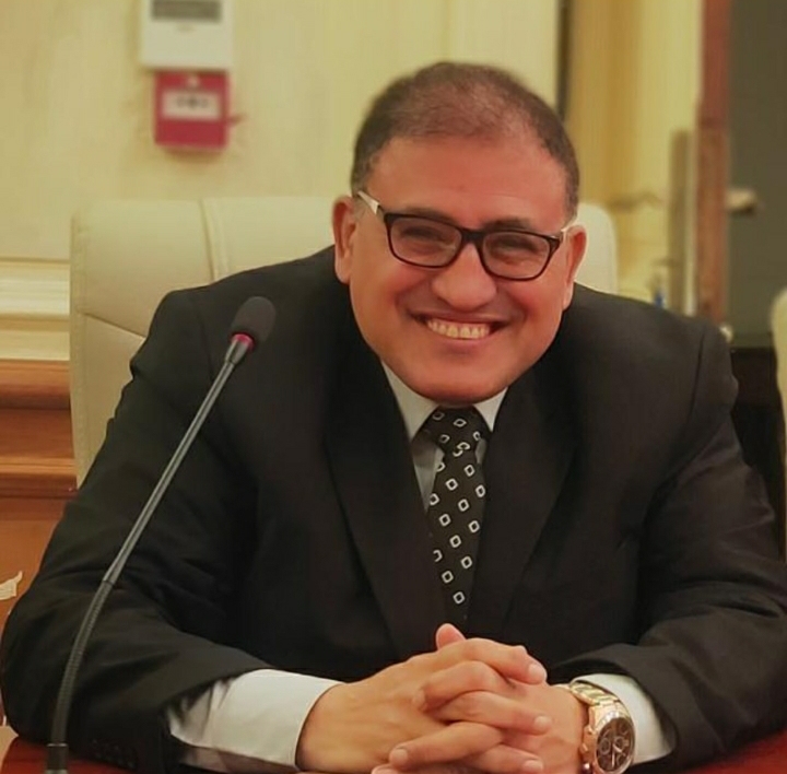 جودة: إزالة الإشغالات والحواجز الحديدية والاسمنتية من شارع ٢٦٩ بالمعادى الجديدة