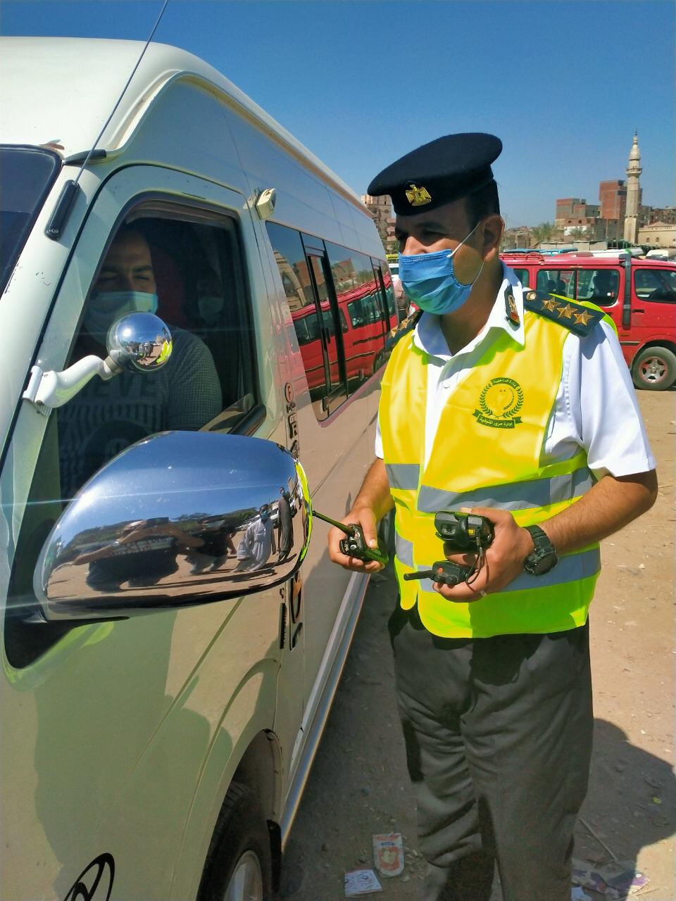 الداخلية تسحب 7الاف و372 رخصة لعدم تركيب الملصق الالكترونى