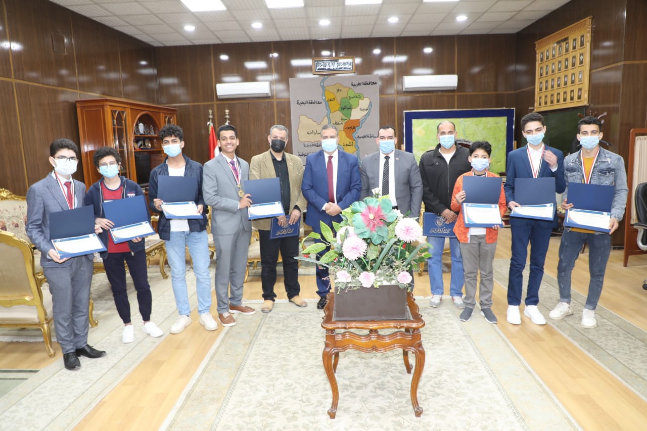محافظ المنوفية : يكرم الطلاب الفائزين بمسابقة (ISEF) الدولية للعلوم والتكنولوجيا ويؤكد دعمه الكامل للمتفوقين...