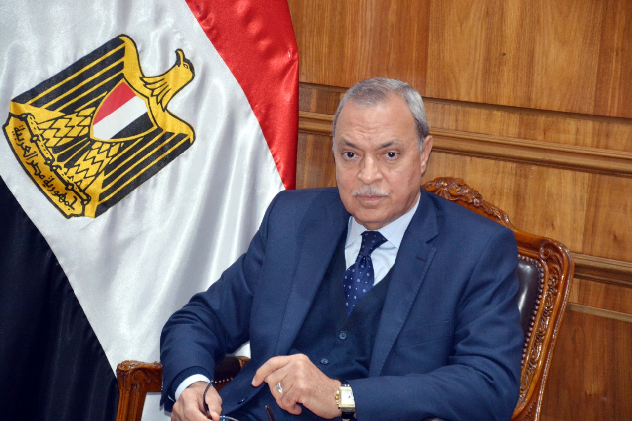 محافظ القليوبية: تحرير عدد ( 200 ) محضر مخالفة ...تحرير 550 محضر مخالفة للمخابز ويضبط 32 طن ملح وسكر غير صالحين للاستهلاك الادمى