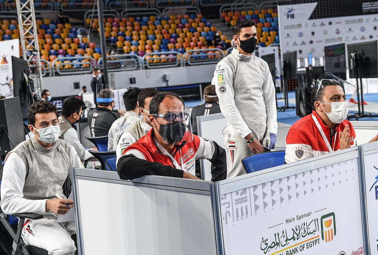 منتخب الشباب والشابات لسلاح الشيش يودعون منافسات الفرق من دور الـ16ببطولة العالم. منتخب الشباب والشابات لسلاح الشيش يودعون منافسات الفرق من دور الـ16ببطولة العالم.