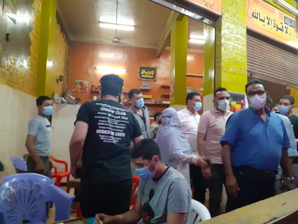 تنفيذاً لتوجيهات محافظ المنوفية حملات ليلية تًنفذها الوحدات المحلية بنطاق المحافظة لمتابعة تنفيذ قرارات مجلس الوزراء للحد من إنتشار كورونا