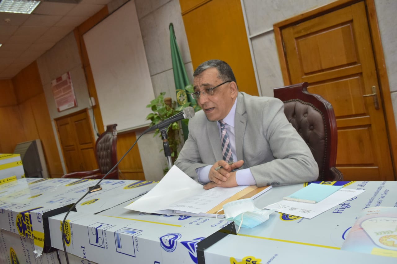 الباجوري يعقد الجلسة الثامنة لمجلس قطاع خدمة المجتمع وشئون البيئة