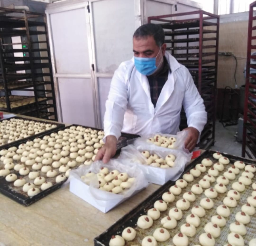 محافظ دمياط: تخصيص خطوط إنتاج للسلع الاستهلاكية ومستلزمات العيد بالمدارس الفنية وطرحها بأسعار مخفضة