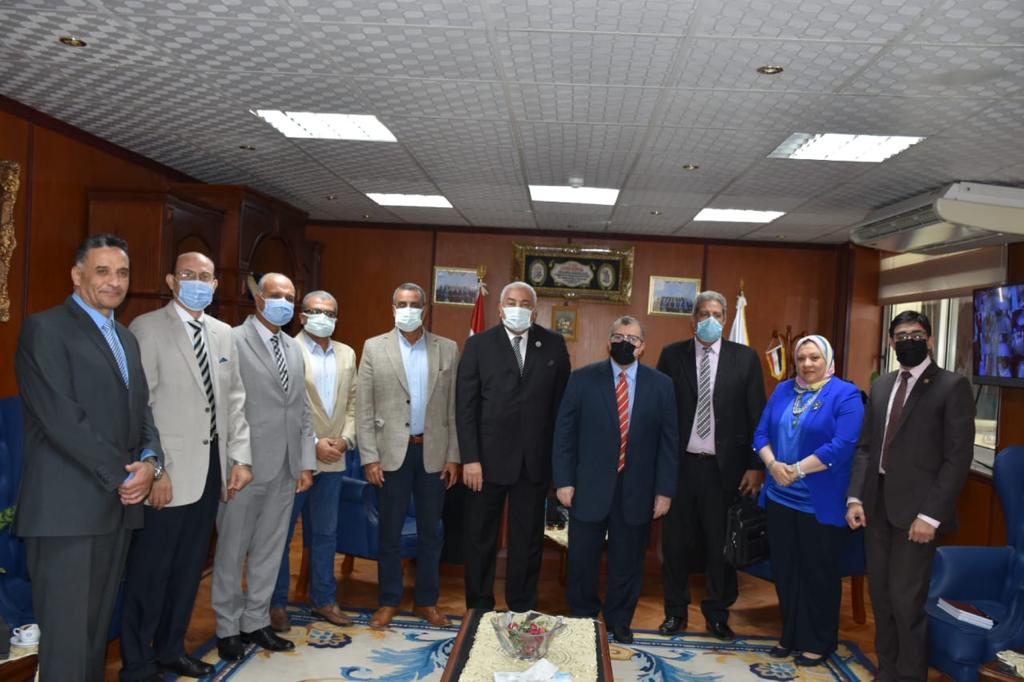 جامعه مدينه السادات تستقبل فريق الهيئه القوميه لضمان الجوده