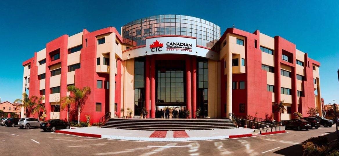 بنسبة 50%.. CIC تقدم منح دراسية للطلاب الفلسطينين
