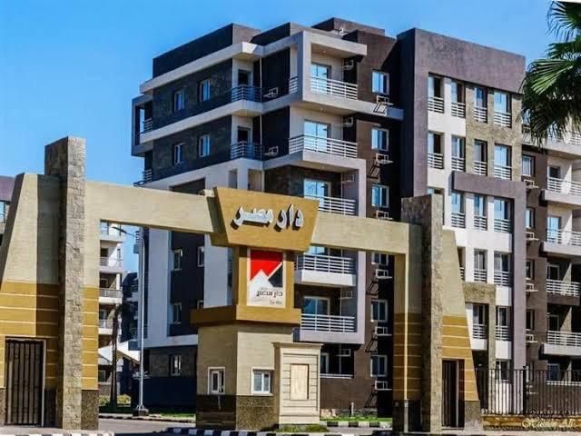 وزير الإسكان يستعرض إنجازات الوزارة خلال 7 أعوام بمختلف القطاعات فى عهد الرئيس عبدالفتاح السيسى