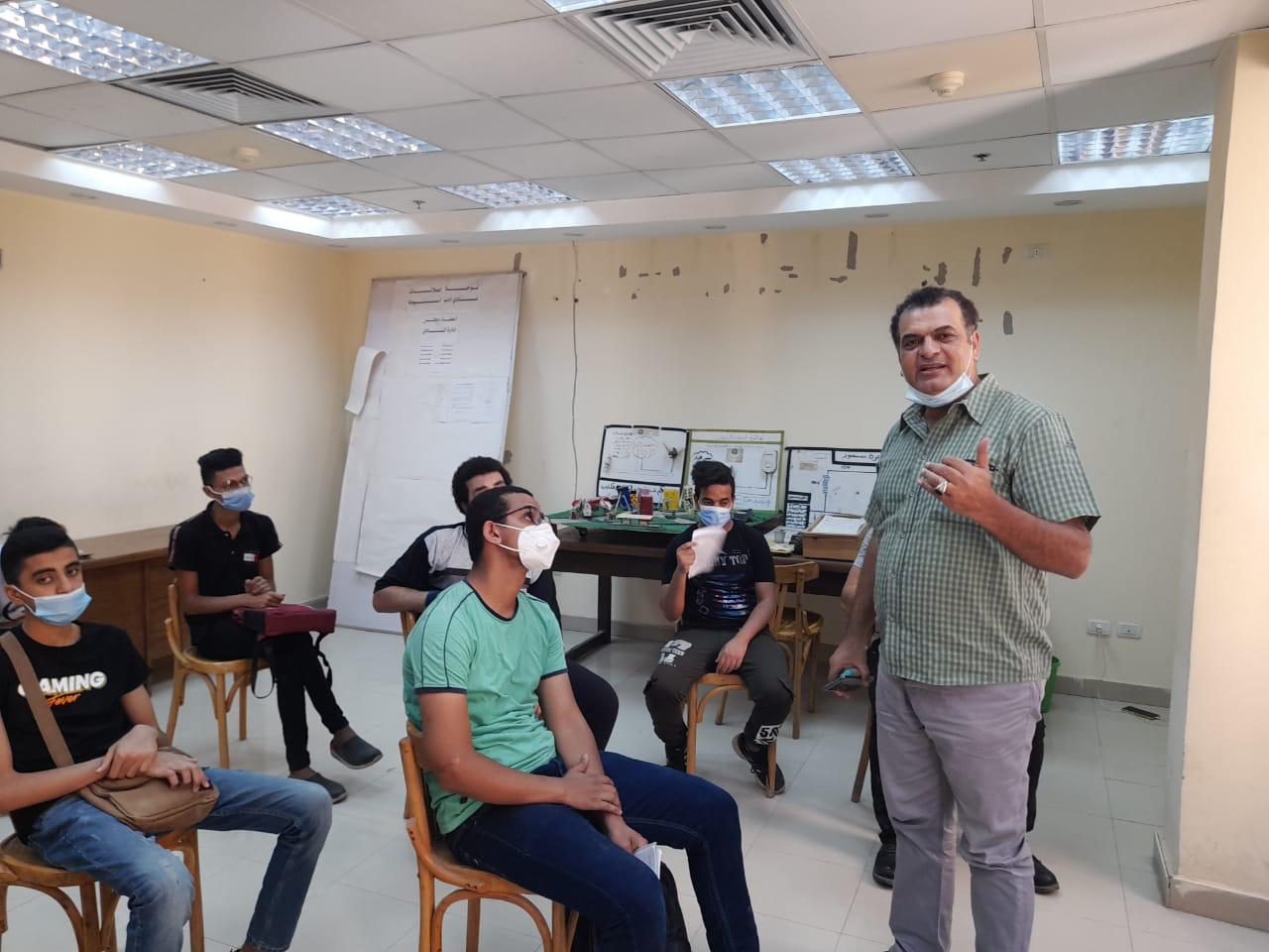 بالصور.. بدء الورش المسرحية لمهرجان شباب الجنوب بأسيوط