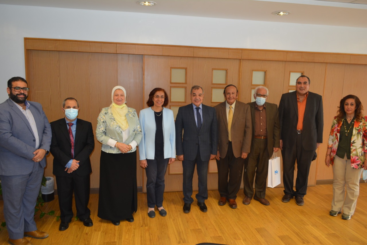 قطاع المعلوماتية بالأعلى للجامعات يزور جامعة النيل لمعادلة ماجستير علوم الحاسب