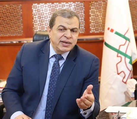 القوى العاملة: تعيين 28 شابا والتفتيش على 128 منشأة بشمال سيناء
