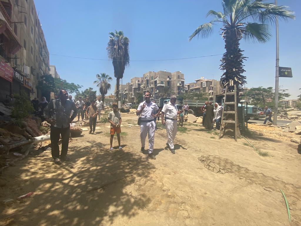 تئيس جهاز "القاهرة الجديدة": تنفيذ حملات مكبرة للقضاء ظاهرة مركبات "التوك توك" و"التروسيكل
