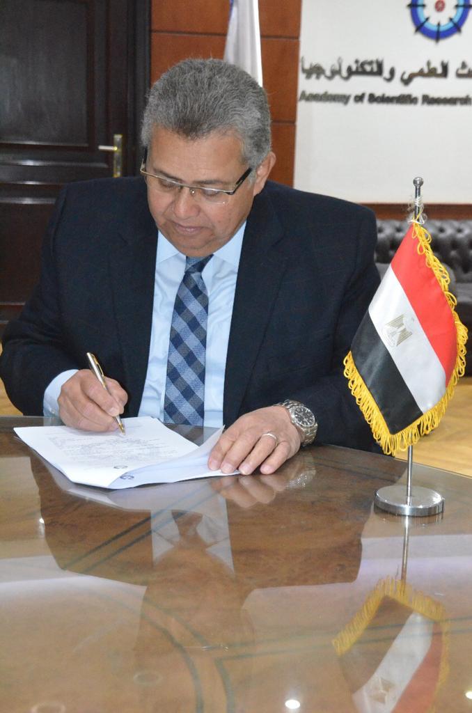 الجامعة المصرية الصينية تفتح باب التقدم لطلاب الشهادات المعادلة العربية والأجنبية