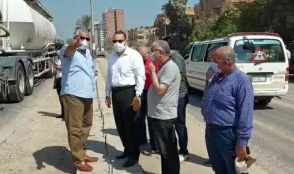 محافظ الشرقية يتفقد مشروعات الرصف والتجميل الجاري تنفيذها بمدينة الزقازيق