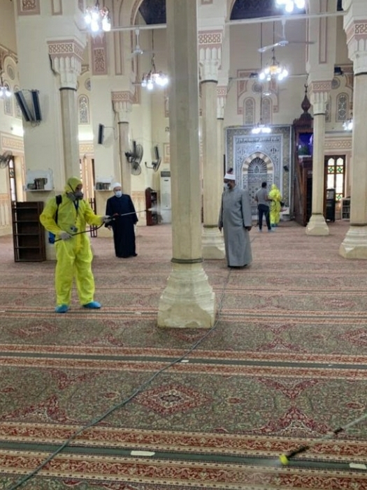 استمرار حملات النظافة والتعقيم للمساجد استعدادا لصلاة عيد الأضحى استمرار حملات النظافة والتعقيم للمساجد استعدادا لصلاة عيد الأضحى المبارك