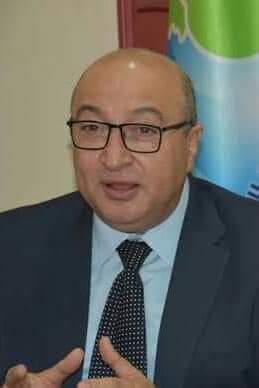 مدير إدارة الأزمات والكوارث بجامعة بنها يطالب باستمرار الإجراءات الإحترازية والوقائية والتباعد الٱجتماعى