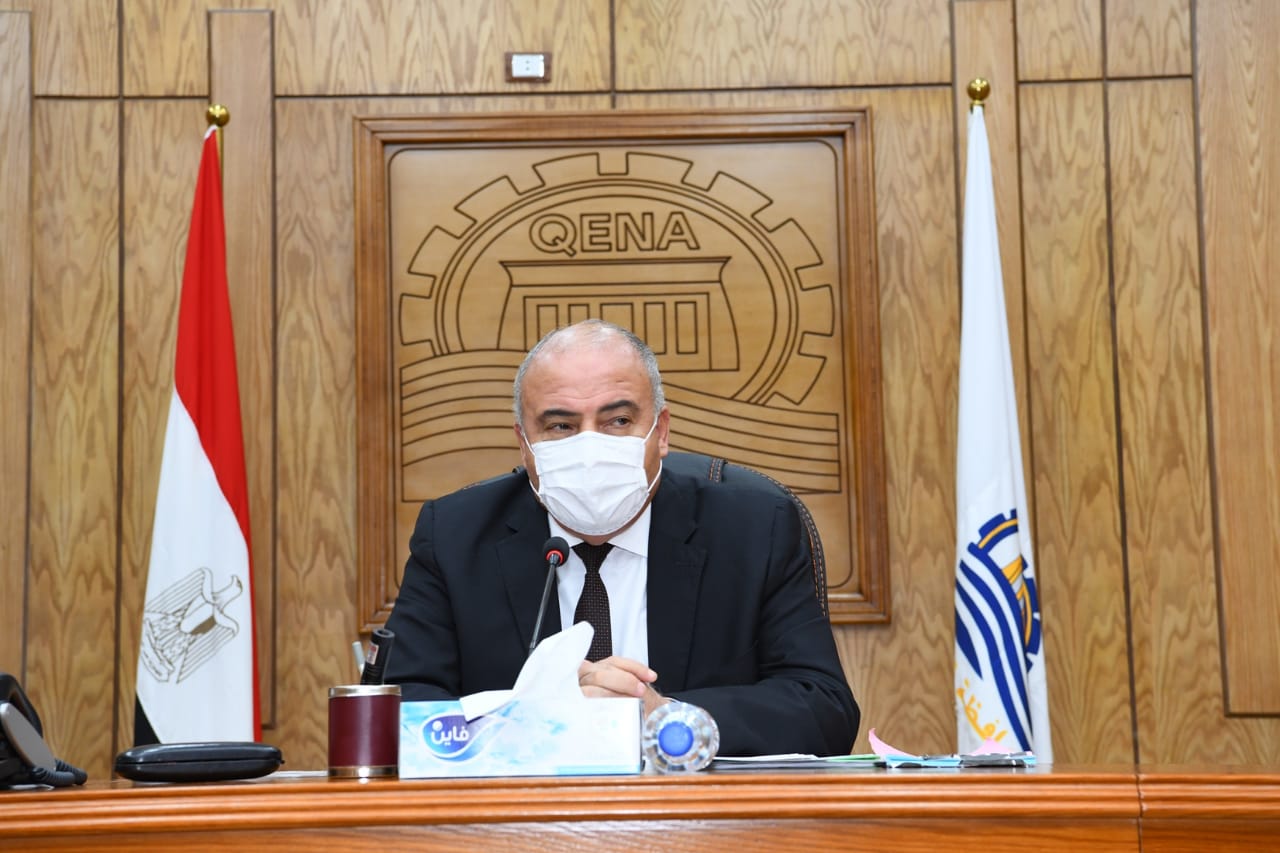 محافظ قنا يؤكد استمرار العمل بجميع المرافق الحيوية خلال عطلة عيد الأضحي لليوم الثاني على التوالي