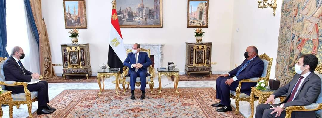 الرئيس السيسي يستقبل نائب رئيس الوزراء ووزير الخارجية وشئون المغتربين بالمملكة الأردنية الهاشمية