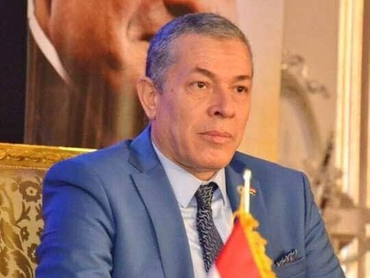 رئيس الجالية المصرية فى فرنسا ينعى وفاة رجل الصناعة الوطنى محمود العربى