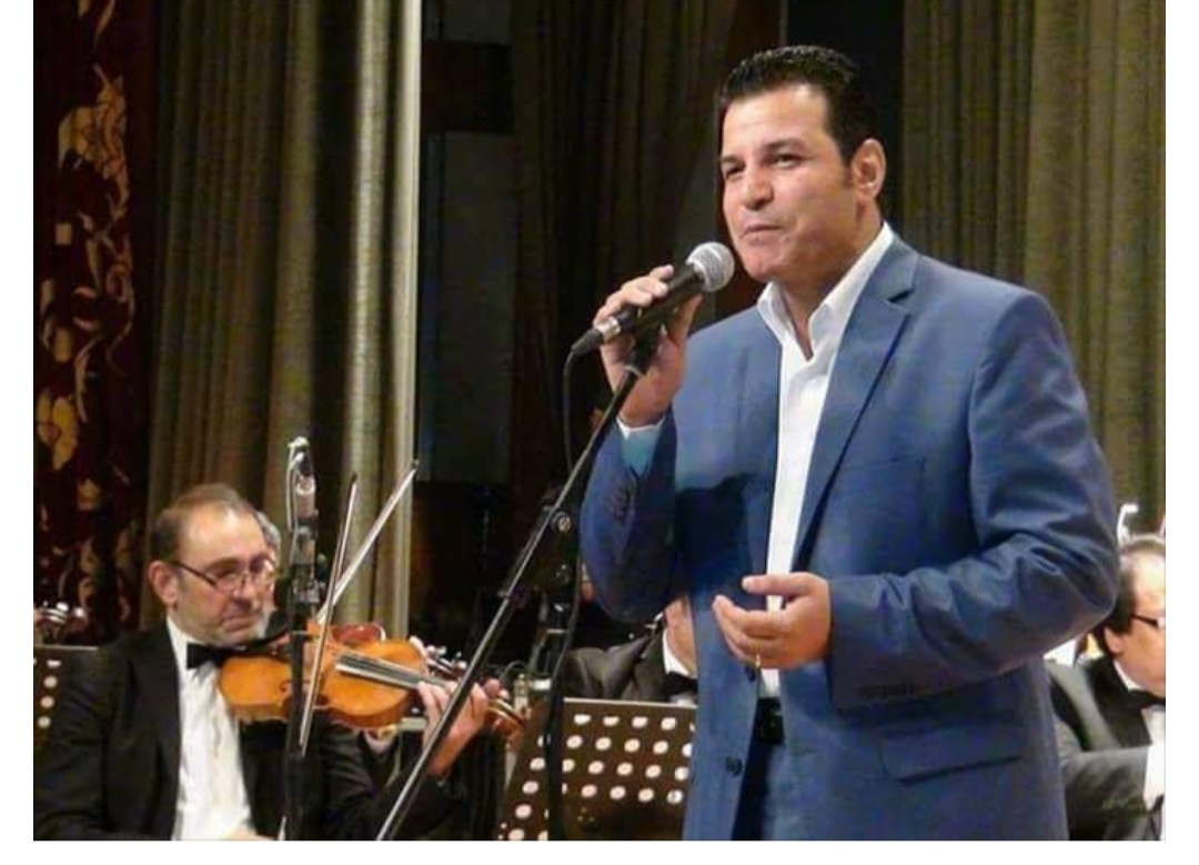 خالد بيومي نقيب المهن الموسيقيه يؤدي فقره متميزه في احتفاليات محافظه الشرقيه