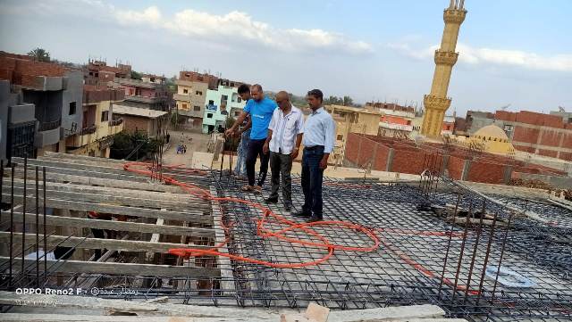 الأجهزة التنفيذية تنفذ إزالات فورية لتعديات البناء المخالف وتطبق القانون على المتعديين دون تهاون بنطاق المحافظة
