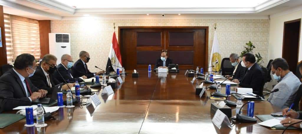 شعراوى يبحث مع وفد البنك الدولي مستجدات برنامج التنمية المحلية بصعيد مصر ومقترحات تحسين وتطوير منظومة تسجيل العقارات
