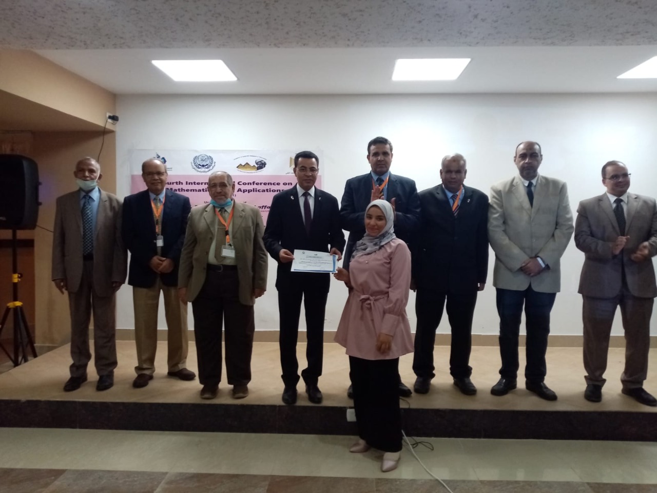 المؤتمر الدولي الرابع للرياضيات بأكاديمية البحث العلمى يهنىء القوات المسلحة بالذكرى 48 لانتصارات أكتوبر