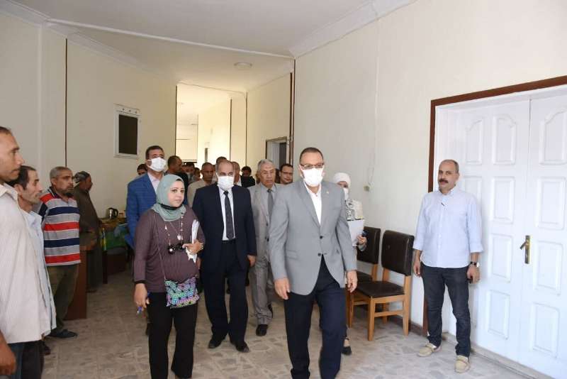 محافظ الشرقية يتفقد أعمال التطوير ورفع الكفاءة الجارية بمشروع ( Family Land) ومبنى مركز التنمية الثقافية والتكنولوجية بمدينة الزقازيق تاريخ الخبر: 10 أكتوبر 2021