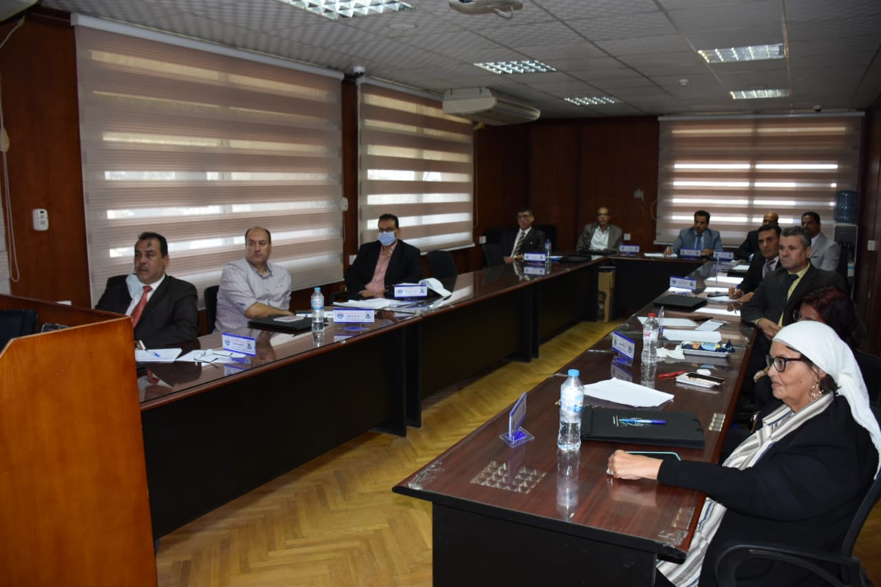 جامعة مدينة السادات تقيم دوره تدريبيه بعنوان( البرنامج التدريبى للترشح لوظيفة عميد كلية/ معهد)