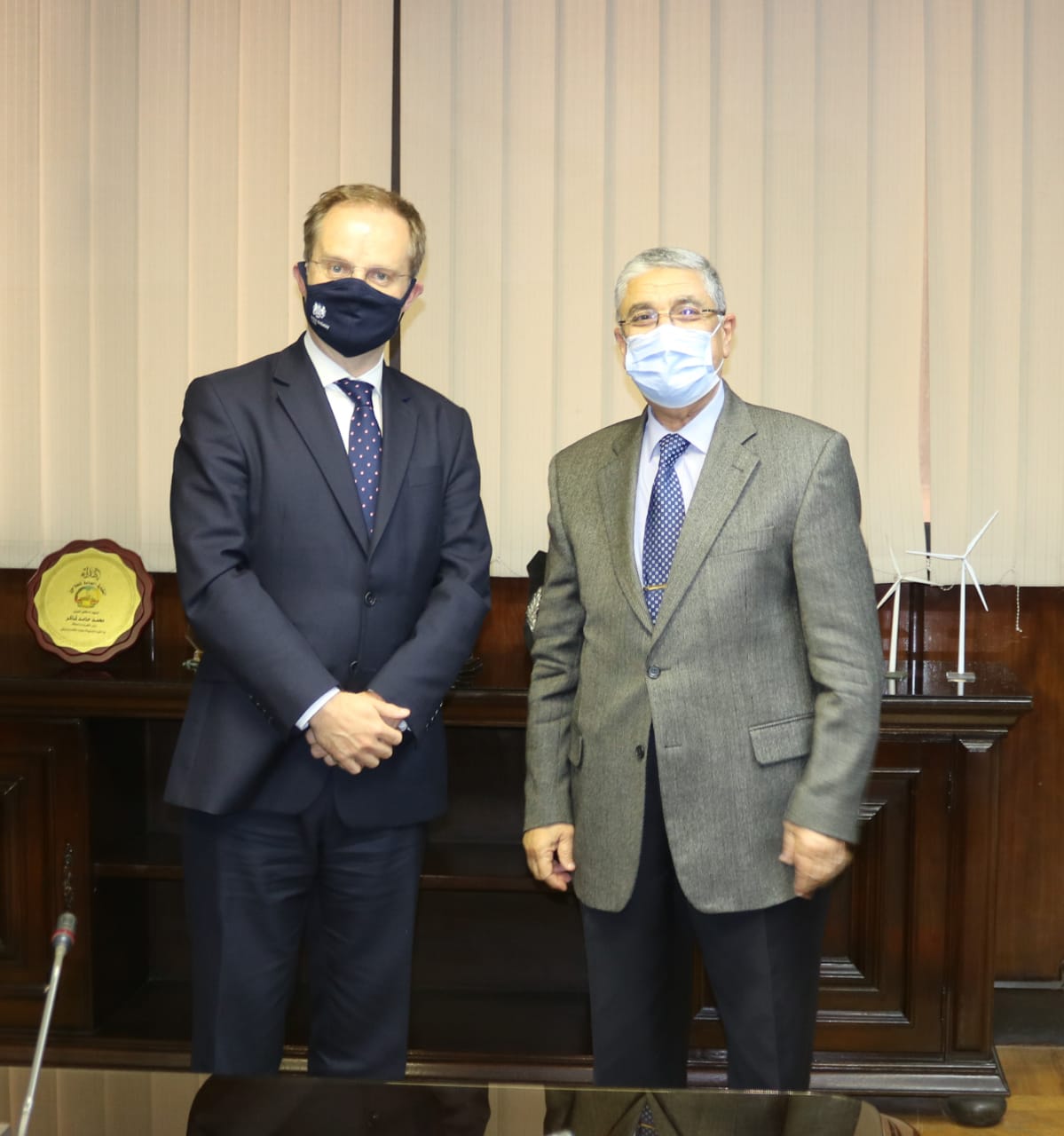 وزير الكهرباء يستقبل سفير بريطانيا الجديد بالقاهرة