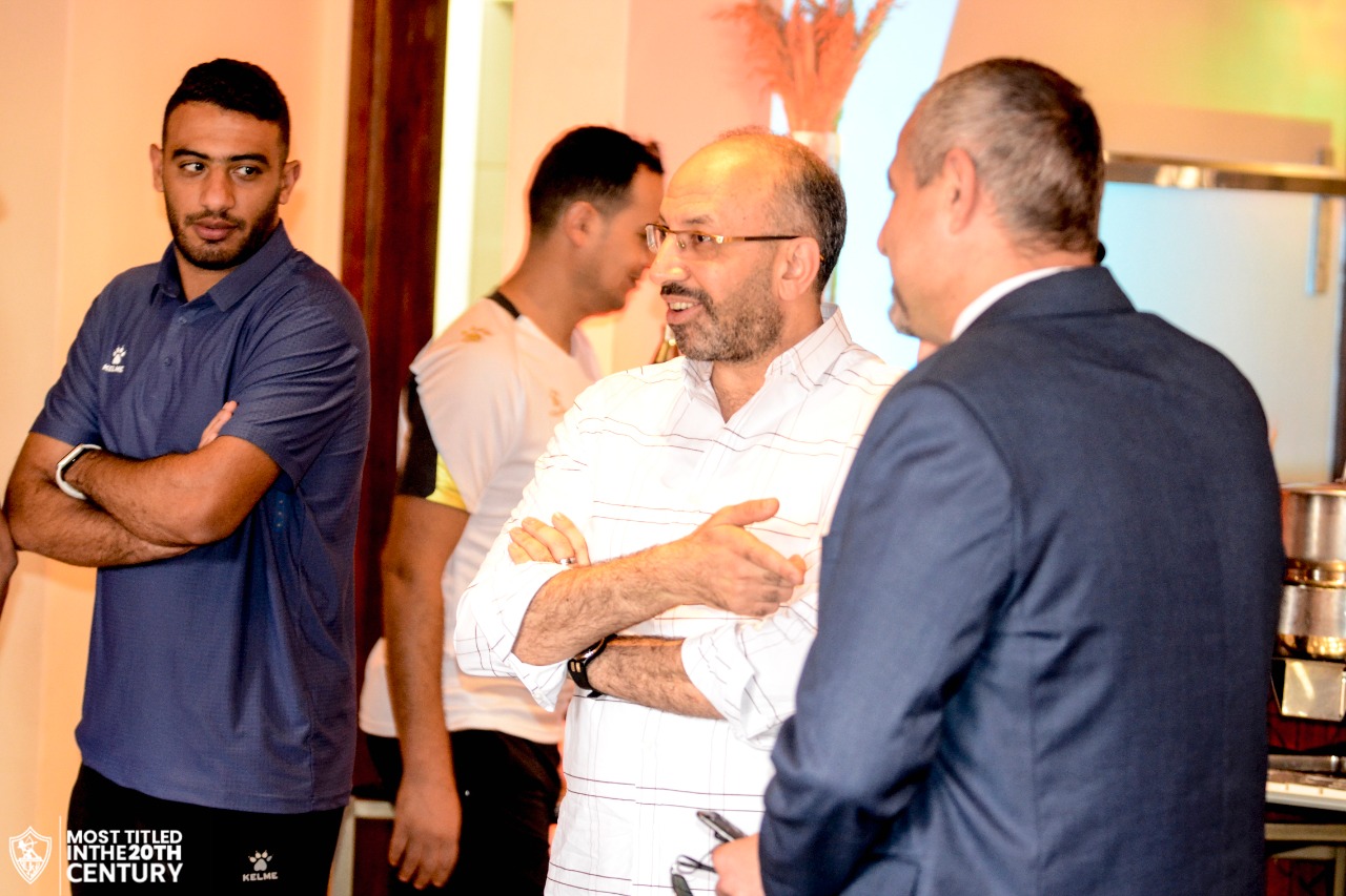 حسام المندوه يشيد باستقبال السفارة المصرية في كينيا ويطالب لاعبي الزمالك باحترام توسكر
