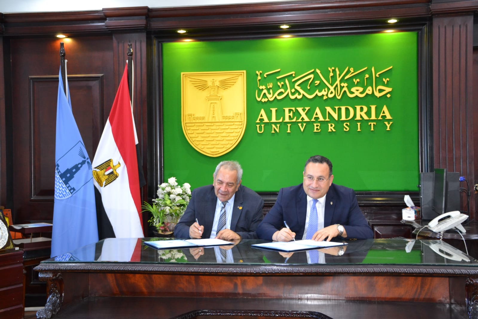 رئيس جامعة الإسكندرية يوقع بروتوكول تعاون مع شركة أوركيديا للصناعات الدوائية
