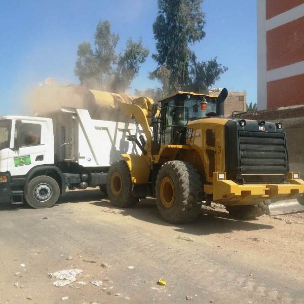 وحدة التدخل السريع تقوم برفع (159.180 ) طن قمامة ومخلفات بنطاق المحافظة منذ إنشائها فى منتصف شهر نوفمبر2020 حتى منتصف شهرنوفمبر2021