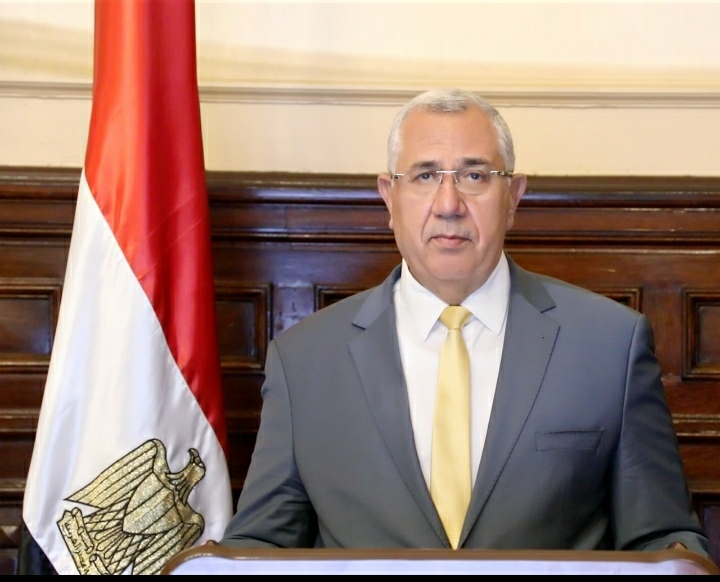 الزراعة: معمل النخيل ينظم يوم حقلي لمكافحة سوسة النخيل في الواحات البحرية