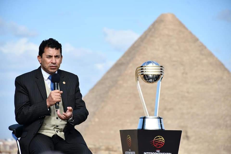 وزير الرياضة يشهد حفل قرعة كأس العالم لأندية كرة السلة 
