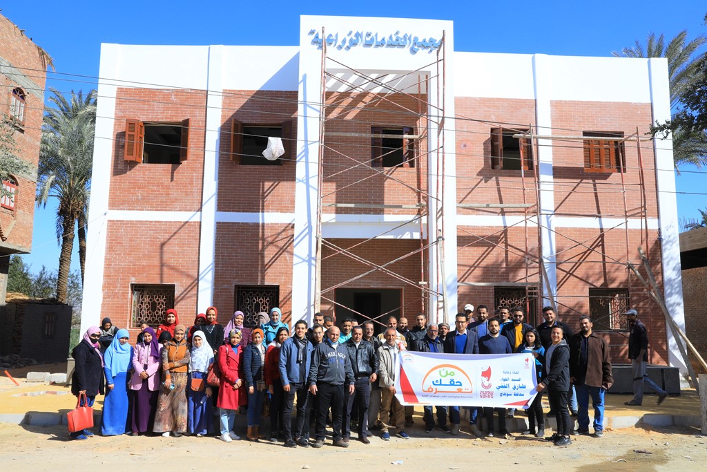 ٥٠شاب وفتاة من متدربي القوى العاملة يتفقدون مشروعات " حياة كريمة " بقرى مركز المنشاة بسوهاج