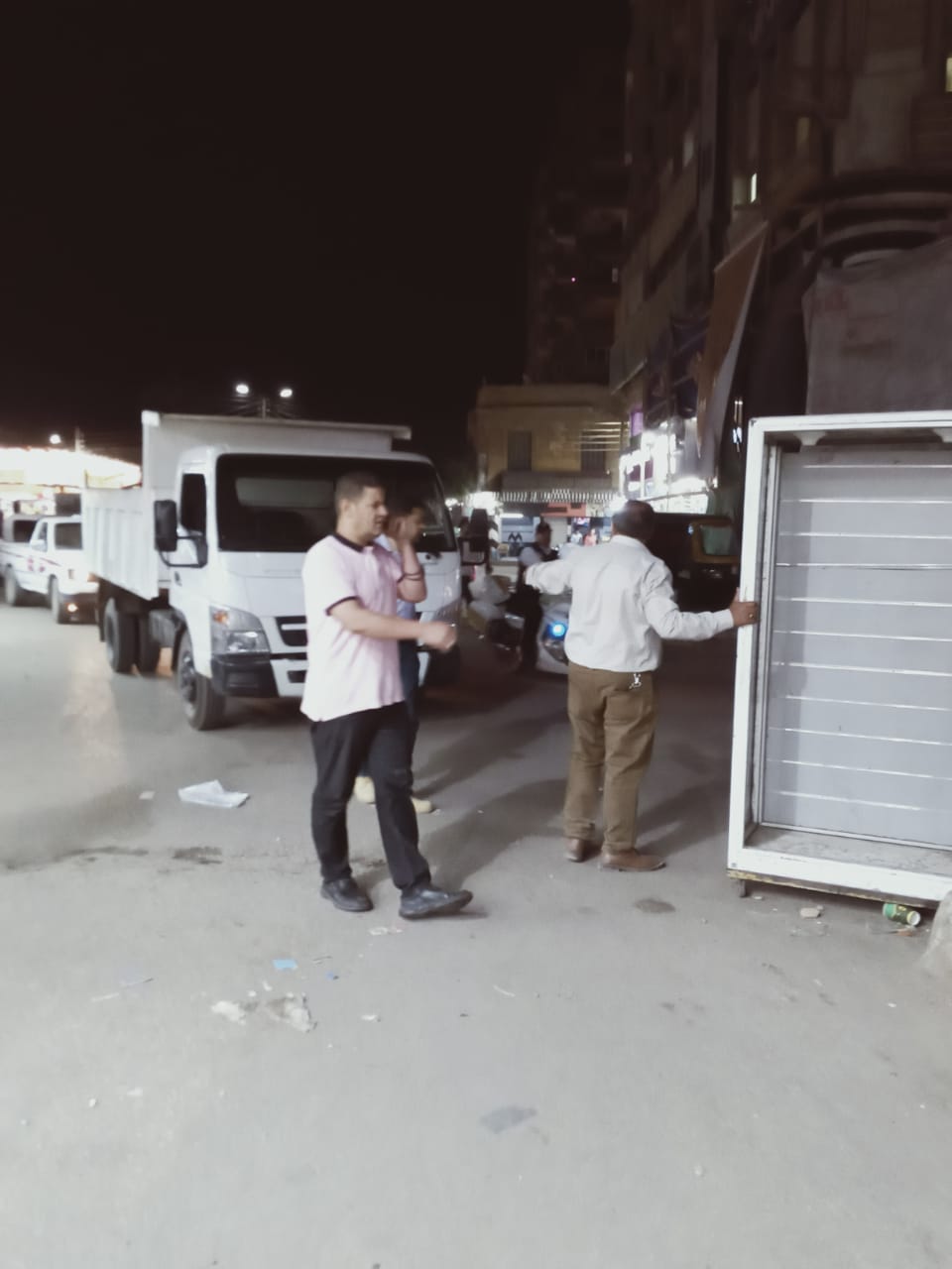 تنفيذا لتكليفات محافظ المنوفية المنوفية : حملات مكبرة لإزالة الإشغالات والتعديات المخالفة بالطريق العام بمراكز أشمون ومنوف وقويسنا