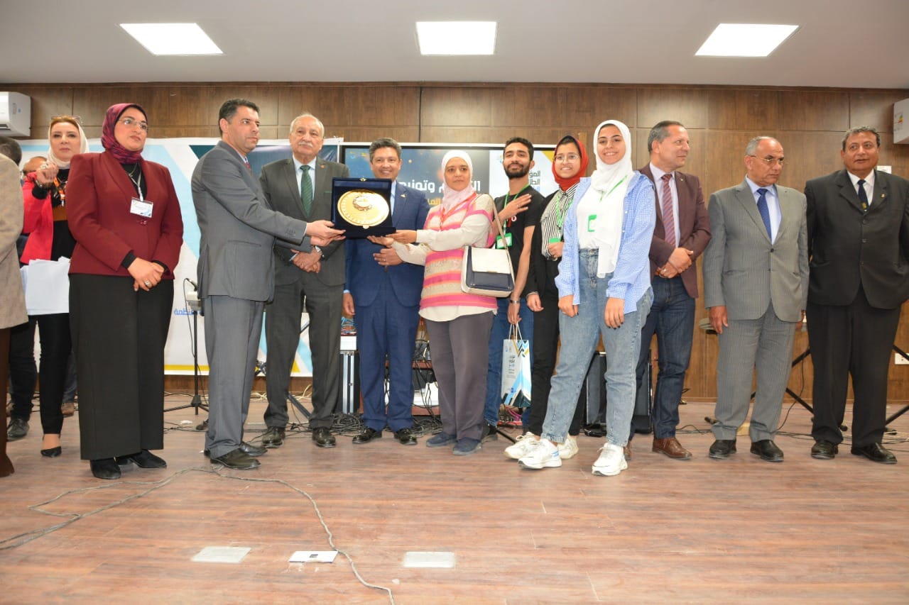 بمشاركة ١٨ جامعة.. إختتام المؤتمر الطلابي علماء المستقبل 5 بجامعة دمياط