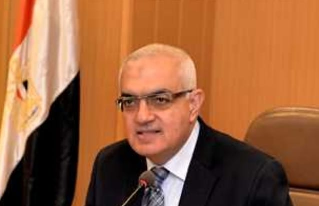 رئيس جامعة المنصورة يكلف ثلاثة محامين لمساندة أسرة الطالبة المجنى عليها نيرة أشرف