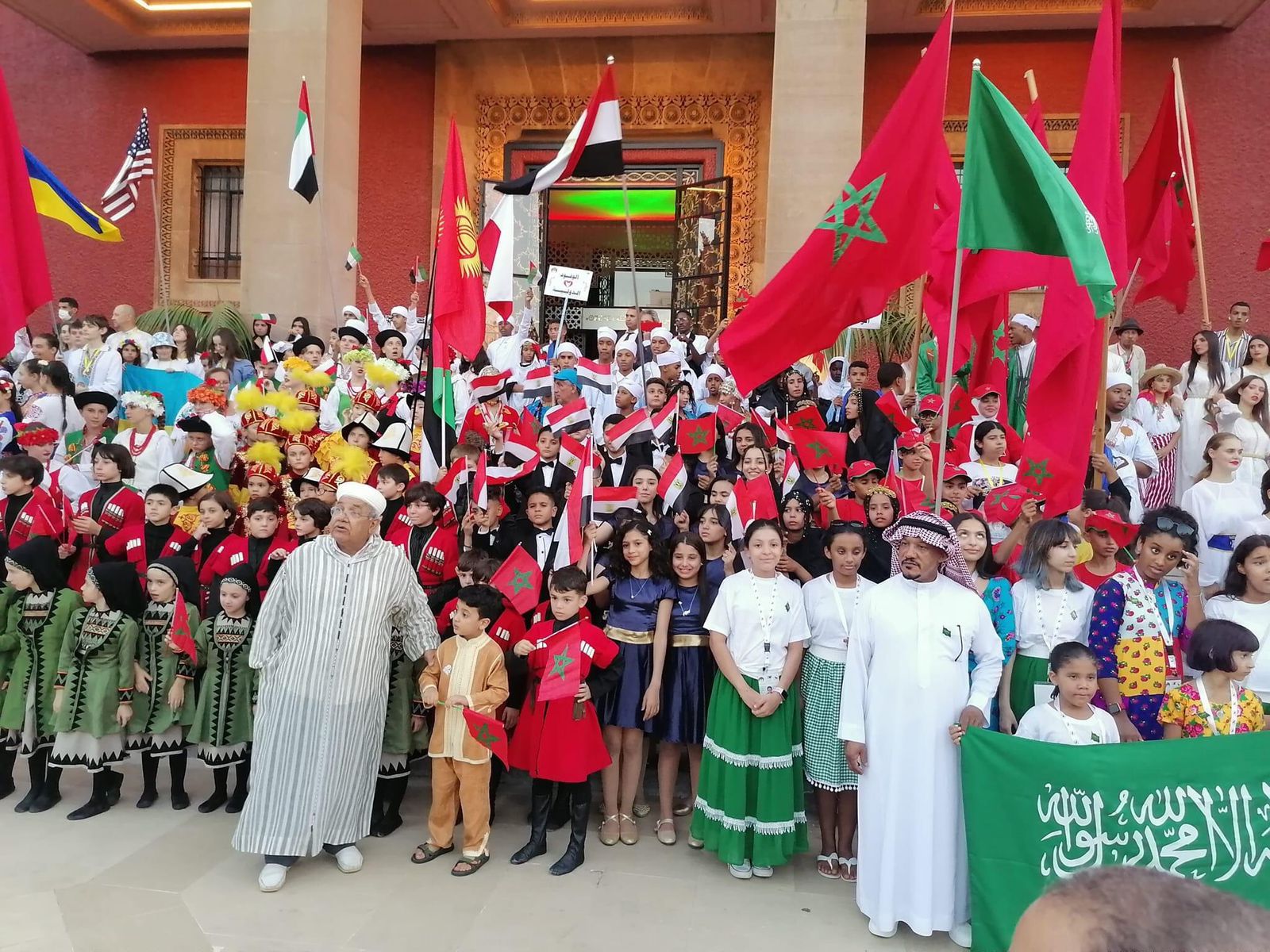 وزيرة الثقافة ترشح مواهب الأوبرا لتمثيل مصر فى مهرجان أطفال السلام بالمغرب
