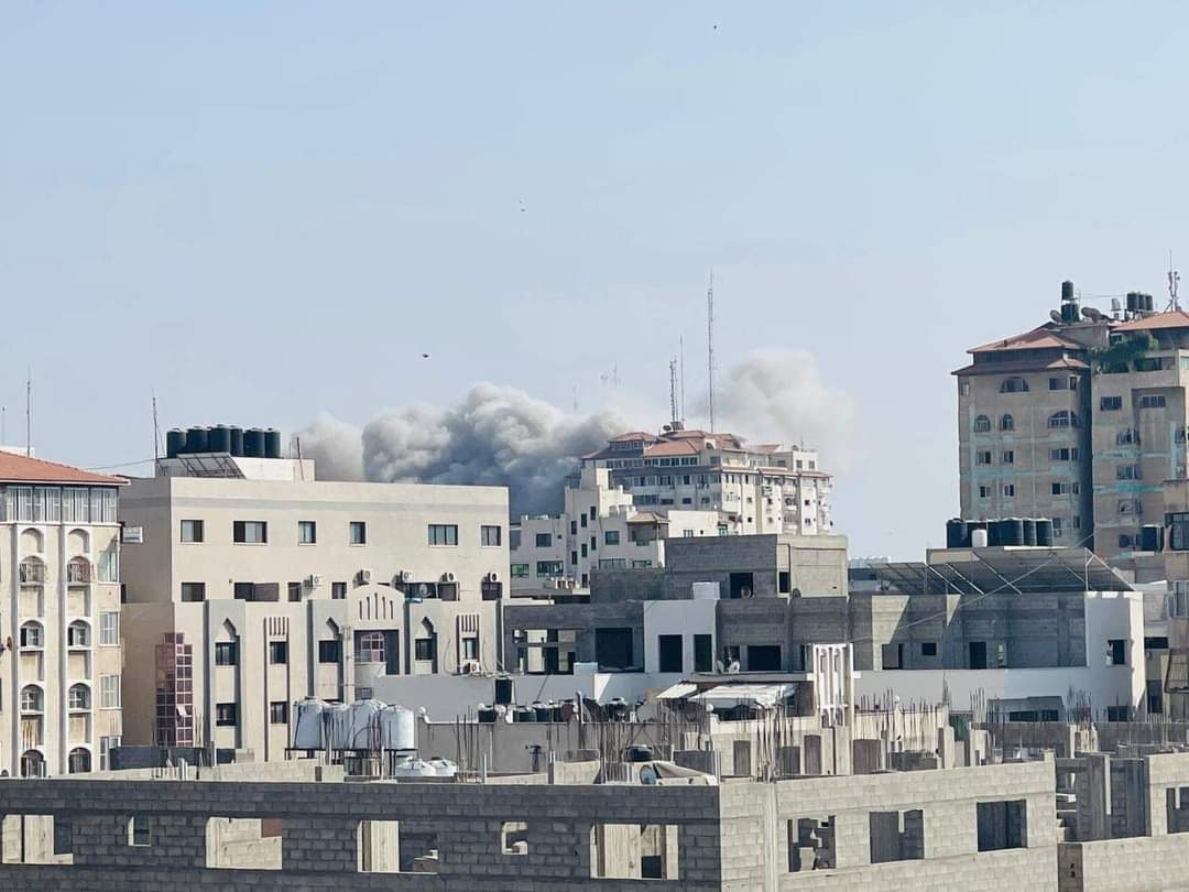 *الصحه الفلسطينيه: 8 شهداء بينهم طفلة و 40 إصابة في قصف للاحتلال على قطاع غزة والرئاسة تدين العدوان*