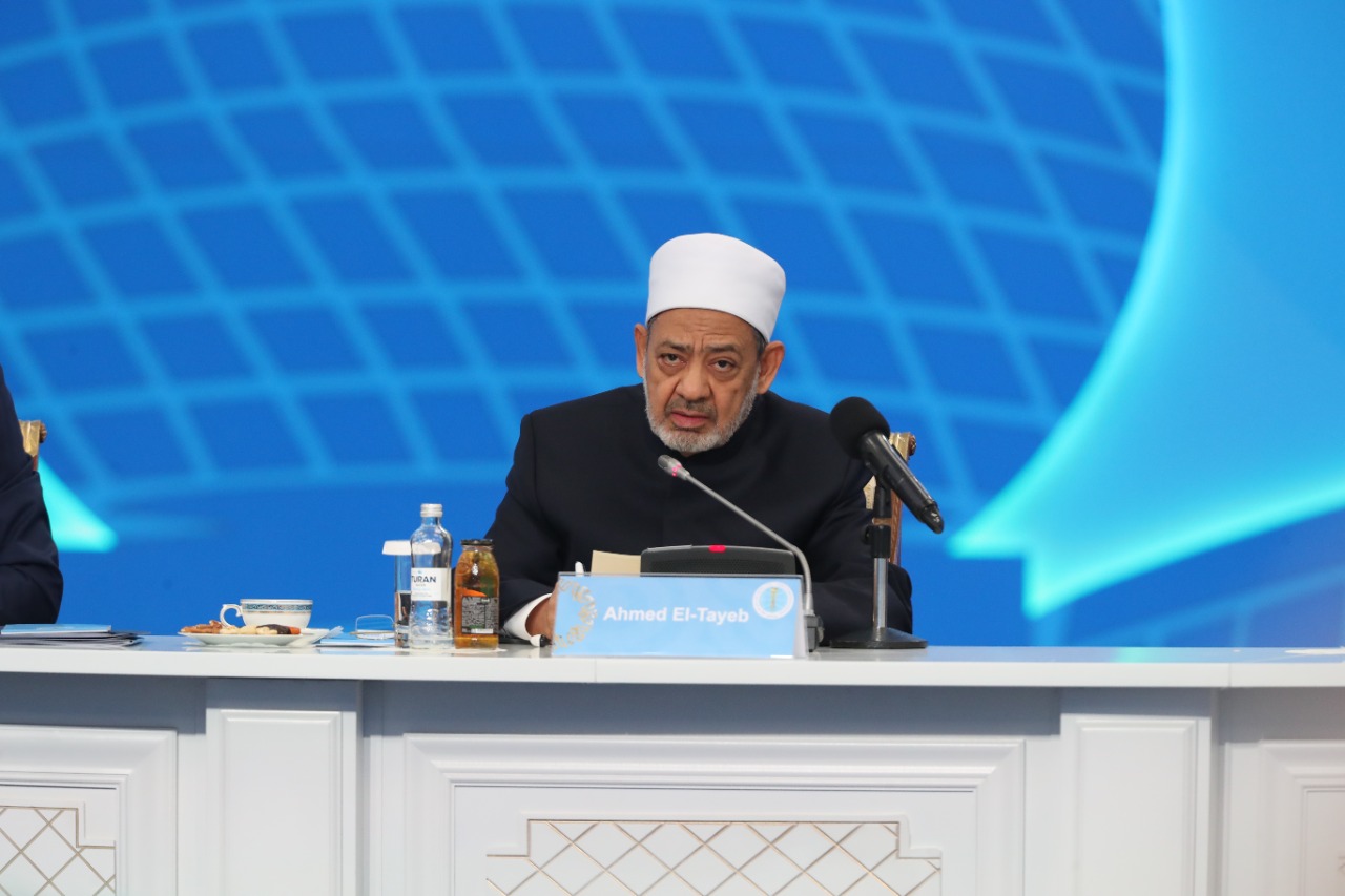 الإمام الأكبر: كل لقاء جاد مسؤول بين رموز الأديان يتحوَّل إلى طوق نجاة للحضارة الإنسانيَّة