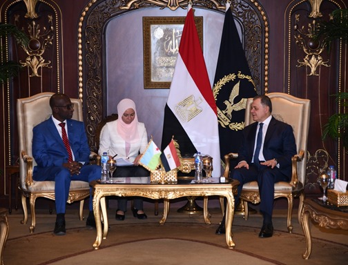 وزير الداخلية المصري يستقبل نظيره الجيبوتي لبحث سبل التعاون