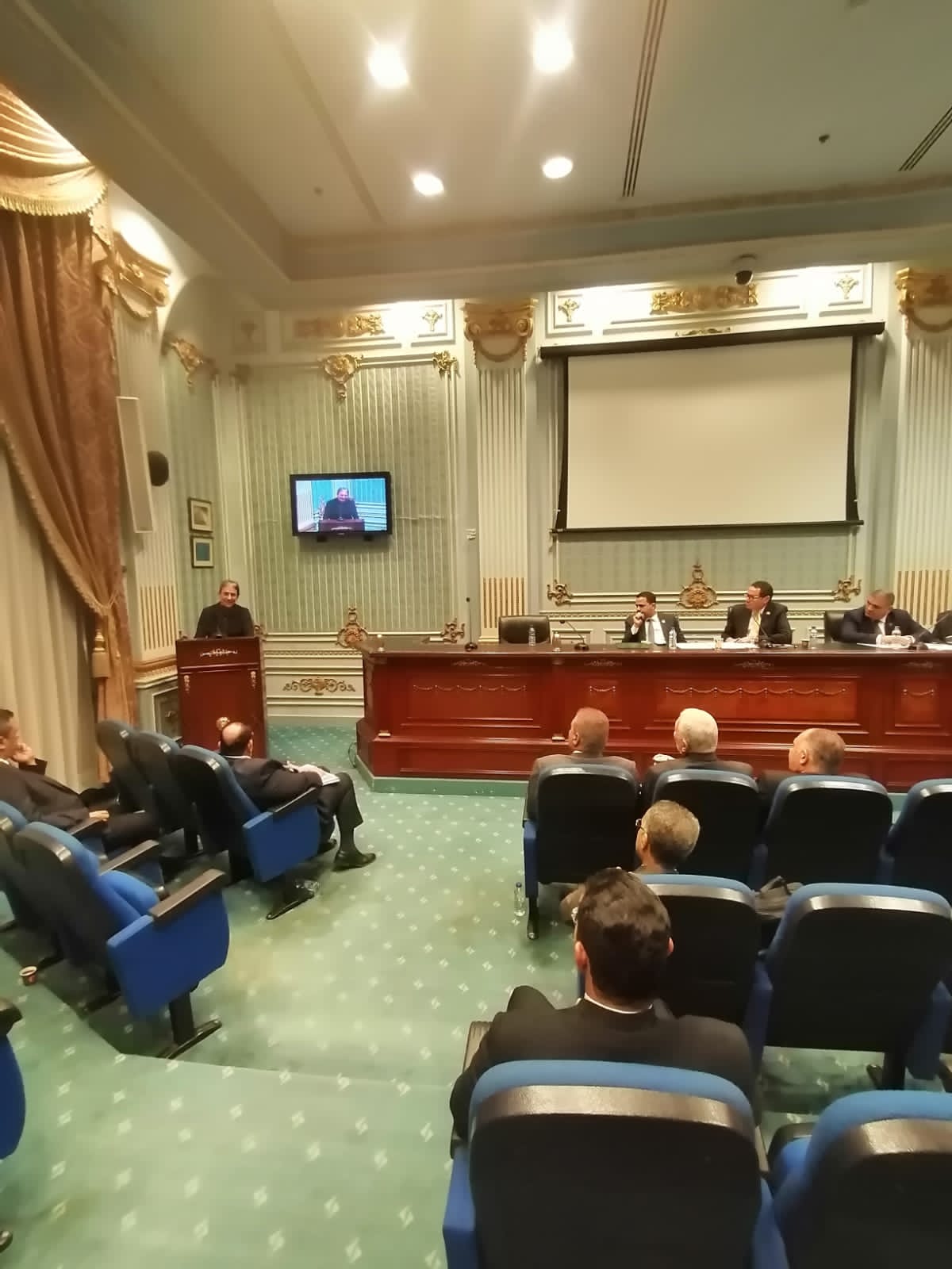 لجنة الزراعة بمجلس النواب تشيد وتستمع الى مبادرة جامعة هليوبوليس حول السندات الكربونية