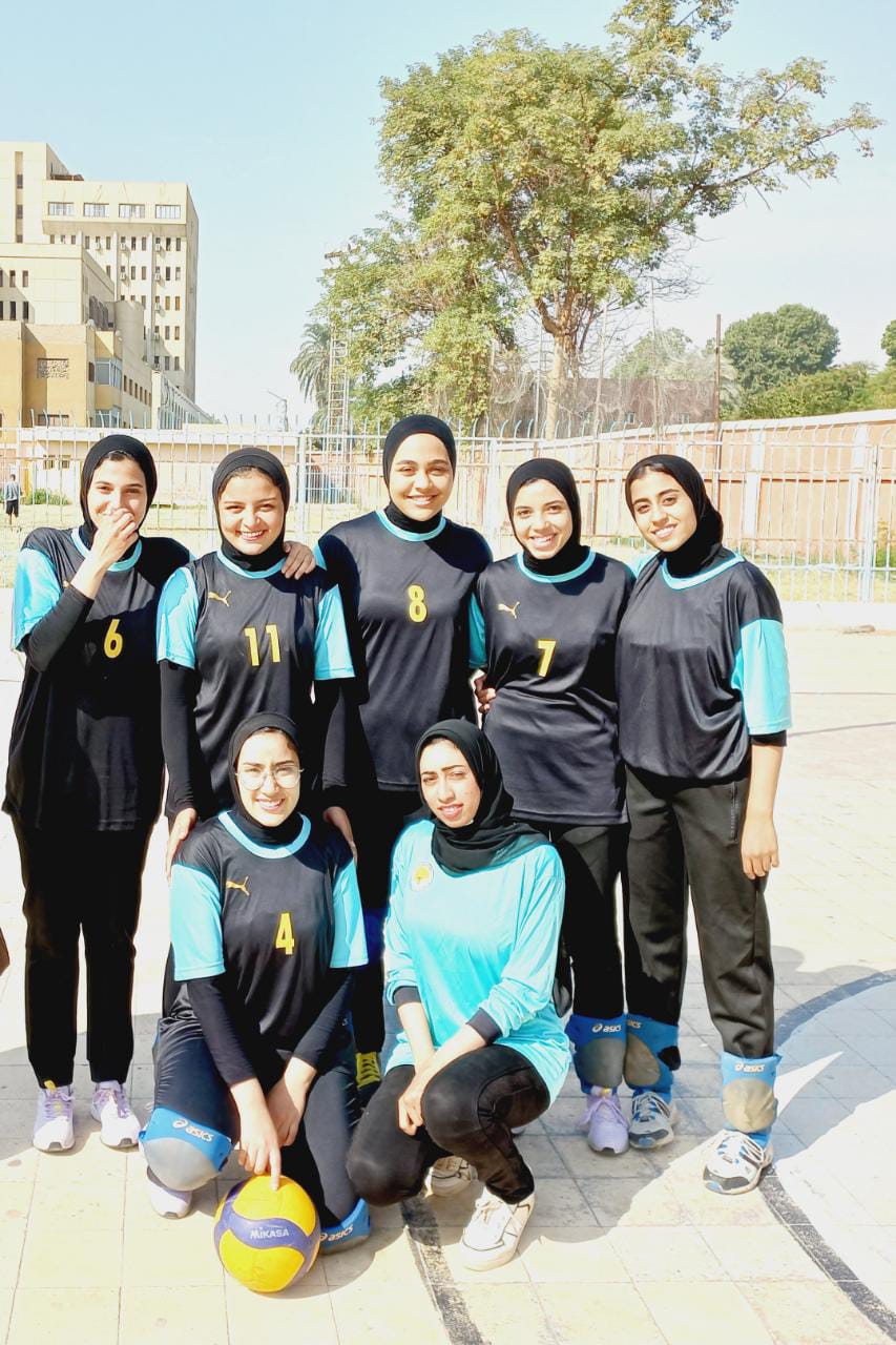 فريق الطائرة بجامعة الوادى الجديد يحصل على كأس مهرجان العاب جامعات الجنوب