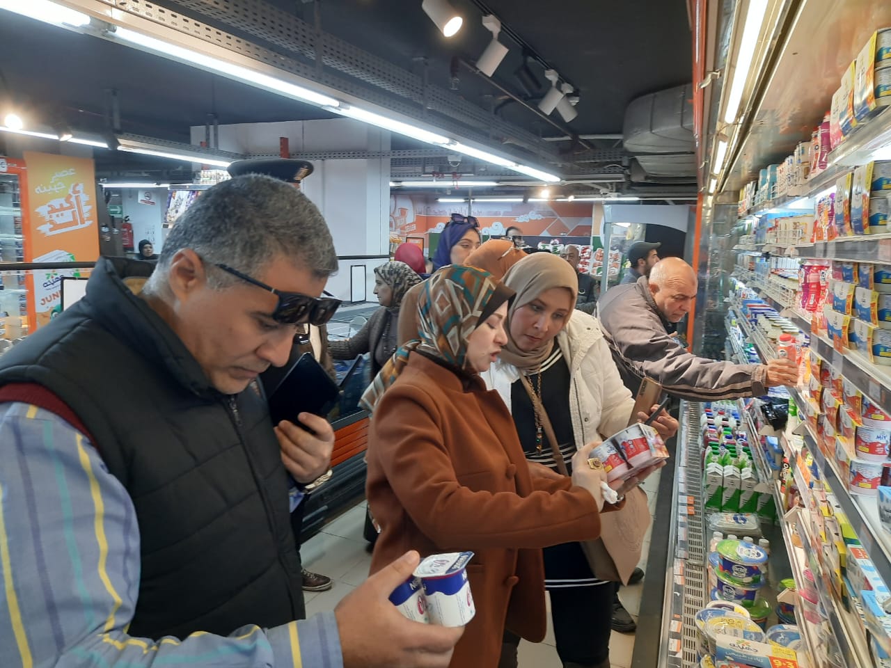 *محافظ الإسكندرية يشدد علي ردع جميع المخالفين وأهمية التواصل الدائم مع المواطنين*