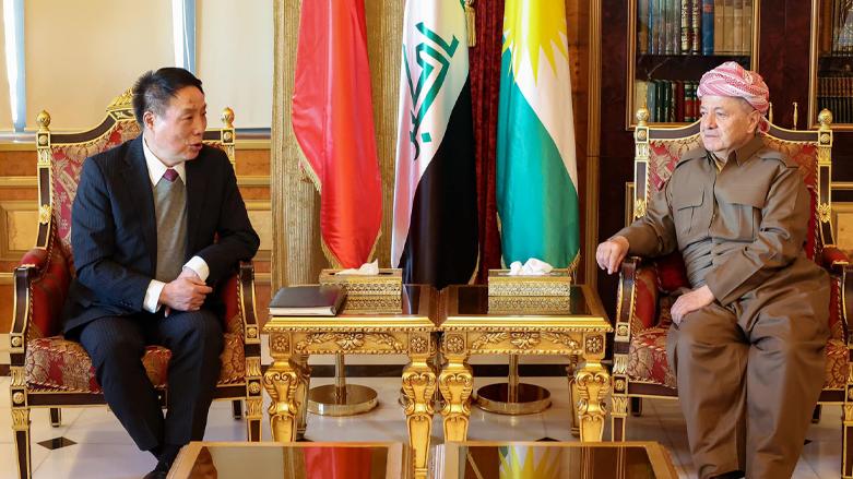 بارزاني ووفد الحزب الشيوعي يناقشان تدعيم العلاقات بين كردستان والصين