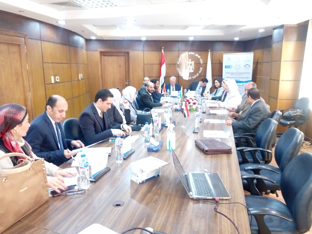 اللجنة الوطنية المصرية تناقش تنفيذ مشروع الشهادات الدولية المهنية في التدريس بالتعاون مع الإيسيسكو