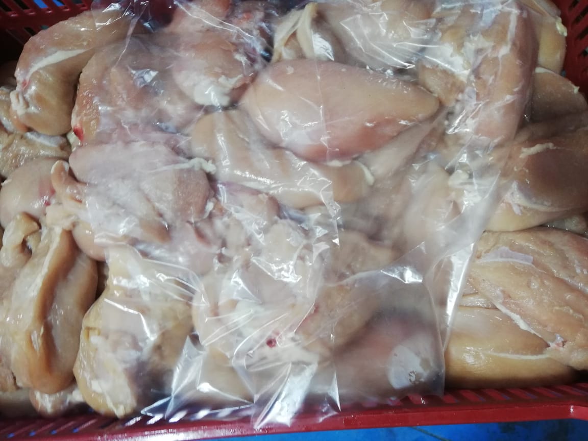 محافظ القاهرة: حملات مكثفة للطب البيطرى على محال بيع اللحوم والأسماك والدواجن ومصنعاتها
